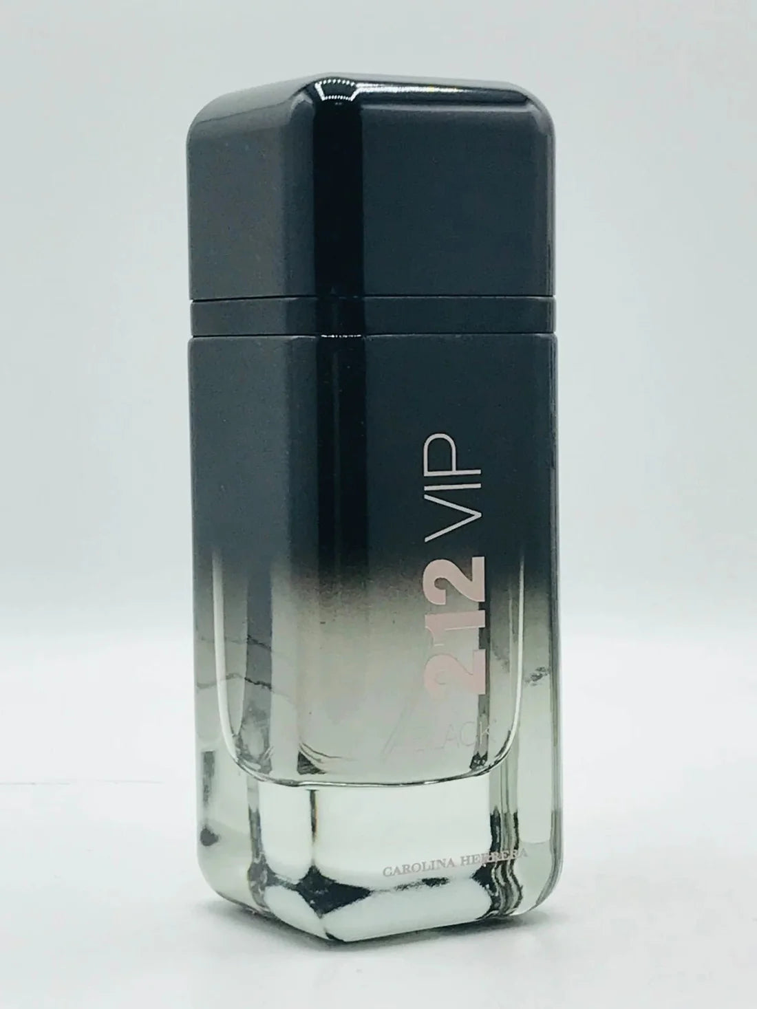 Carolina Herrera - 212 VIP Black Perfume (Original)